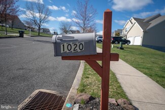 1020 Cedar Ridge Dr, Pottstown, PA 19465