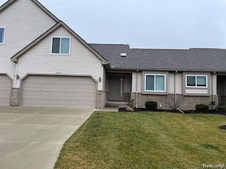 32006 Mitchell St, Grand Blanc, MI 48439