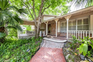 4001 NW 9th Ct, Gainesville, FL 32605