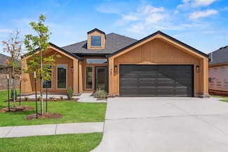 721 Ozark Ln, Norman, OK 73069