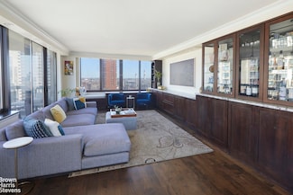 422 E 72nd St Unit 27A, New York, NY 10021