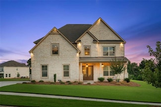 1528 Windward Dr, Locust Grove, GA 30248