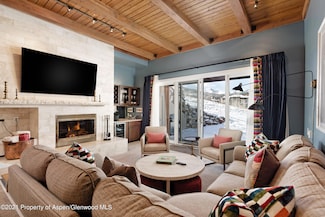 810 Ridge Rd Unit 2, Aspen, CO 81611