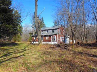 7686 County Route 17, Lacona, NY 13083