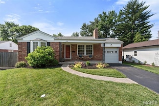 918 Glenbrook Ave, Saint Louis, MO 63122