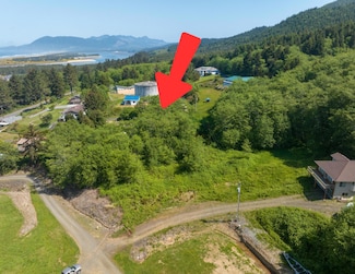 VL Scenic View Ct 2503 2502 2500, Rockaway Beach, OR 97136