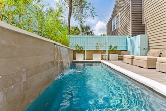 67 Spring St Unit A, Charleston, SC 29403
