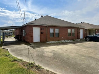 604 Derouen St, Lake Charles, LA 70607