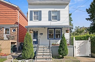 17 Edgar Place, Port Chester, NY 10573