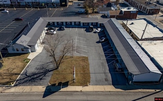 411 S Main St, Mountain Home, AR 72653