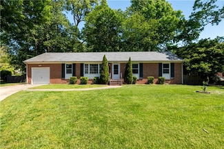 914 Arnett Dr, Newport News, VA 23608