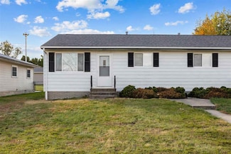 410 9th Ave, Clarence, IA 52216
