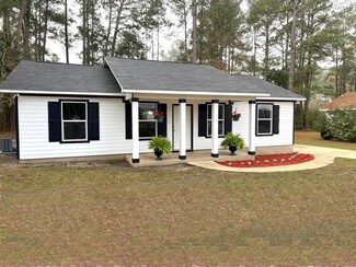 1617 N Pinetree Blvd, Thomasville, GA 31792