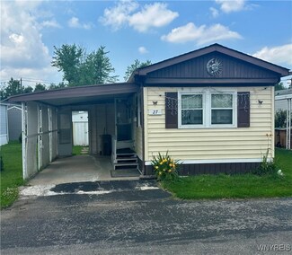 27 Lobue Ln, Buffalo, NY 14225