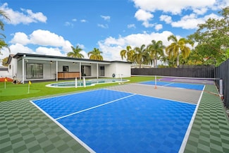 5230 Tyler St, Hollywood, FL 33021