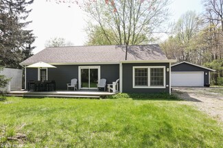 14828 Brown Rd, Three Oaks, MI 49128