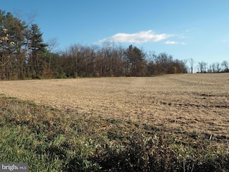 1287 W Trindle Rd, Mechanicsburg, PA 17055
