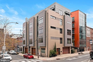 152 Vine St, Philadelphia, PA 19106