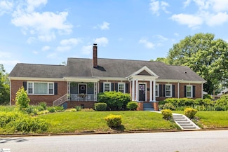 201 W Arlington Ave, Greer, SC 29650