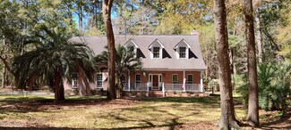 107 Walling Grove Rd, Beaufort, SC 29907