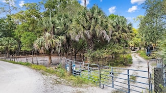 687 D Rd, Loxahatchee, FL 33470