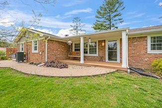 3187 Lanam Ridge Rd, Nashville, IN 47448
