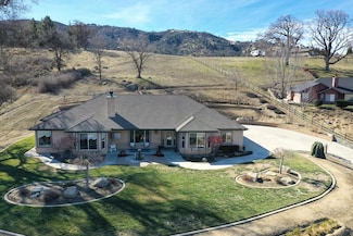 23251 Dart Dr, Tehachapi, CA 93561