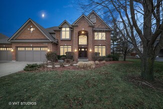 39W673 Walt Whitman Rd, Saint Charles, IL 60175
