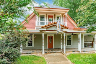 732 W Front St, Statesville, NC 28677
