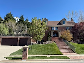 2615 E Chalet Cir, Cottonwood Heights, UT 84093