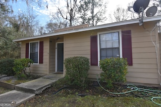 306 Admirals Walk Dr, Saint Marys, GA 31558
