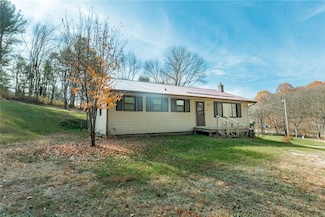 2203 Smyrna Rd, Marion Center, PA 15759