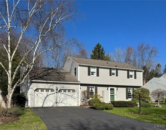 7351 Westgate Ln, Liverpool, NY 13090