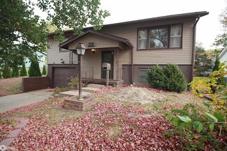 715 N 18th St, Clarinda, IA 51632