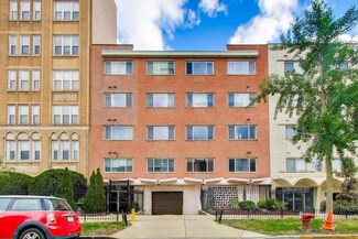 5953 N Kenmore Ave Unit 404, Chicago, IL 60660