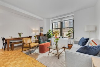 201 W 74th St Unit 7G, New York, NY 10023