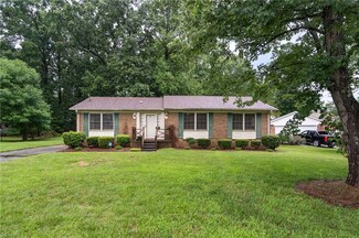 1433 Old Hickory Dr, Greensboro, NC 27405