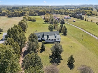 3253 Ashwood Rd, Mount Pleasant, TN 38474