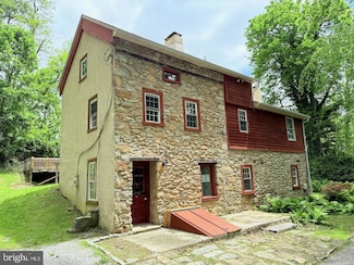 3709 E Fisherville Rd, Downingtown, PA 19335
