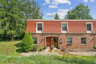 733 Pennsbury Blvd, Pittsburgh, PA 15205