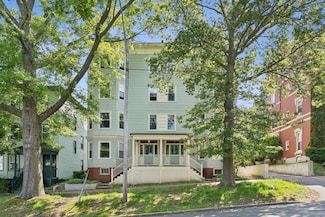 32 State St Unit 5, Portland, ME 04101