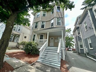 21 Macarthur St Unit 2, Somerville, MA 02145