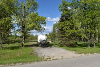 5885 Linksview Way, Gladwin, MI 48624