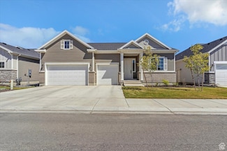 304 E Empire Springs Dr, Saratoga Springs, UT 84045