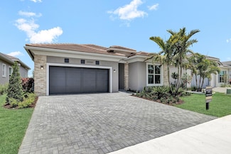 10064 Driftwood Way, Palm Beach Gardens, FL 33412