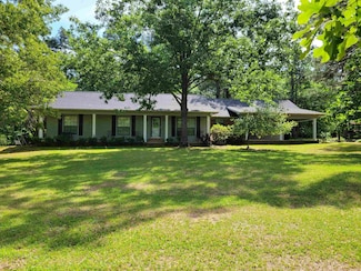 747 Goodfellow Rd, Star City, AR 71667