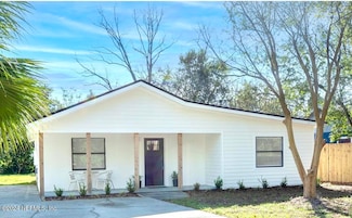 1067 Cahoon Rd S, Jacksonville, FL 32221