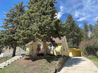 133 Pine Ave, Hill City, SD 57745