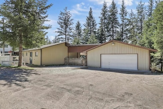 33303 N Lakeview Ln NW, Valley, WA 99181