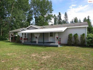 305 Roosevelt Ave, Dover, ID 83825